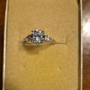 JTV Silver Ring with Sparkling Clear Stones